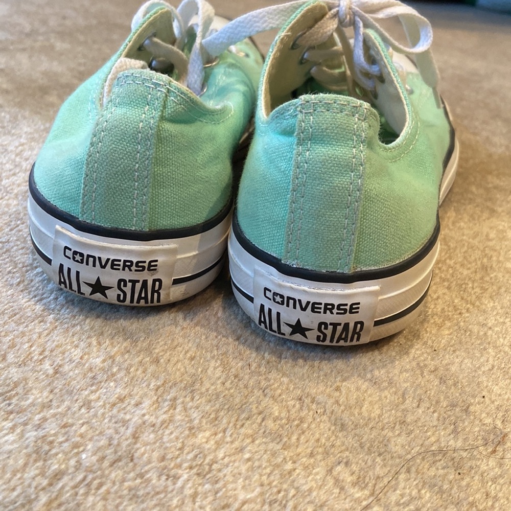 Converse - Picture 2 of 4